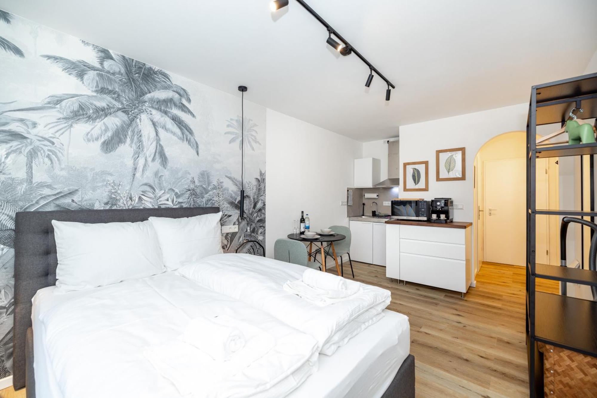 Kleines Apartment Mit Balkon 维尔茨堡 外观 照片